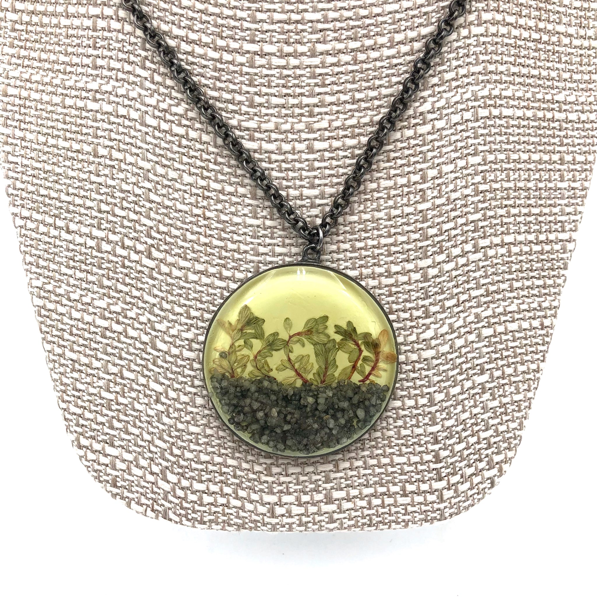 Dixon - Necklace - Large Round - Succulents & Thyme