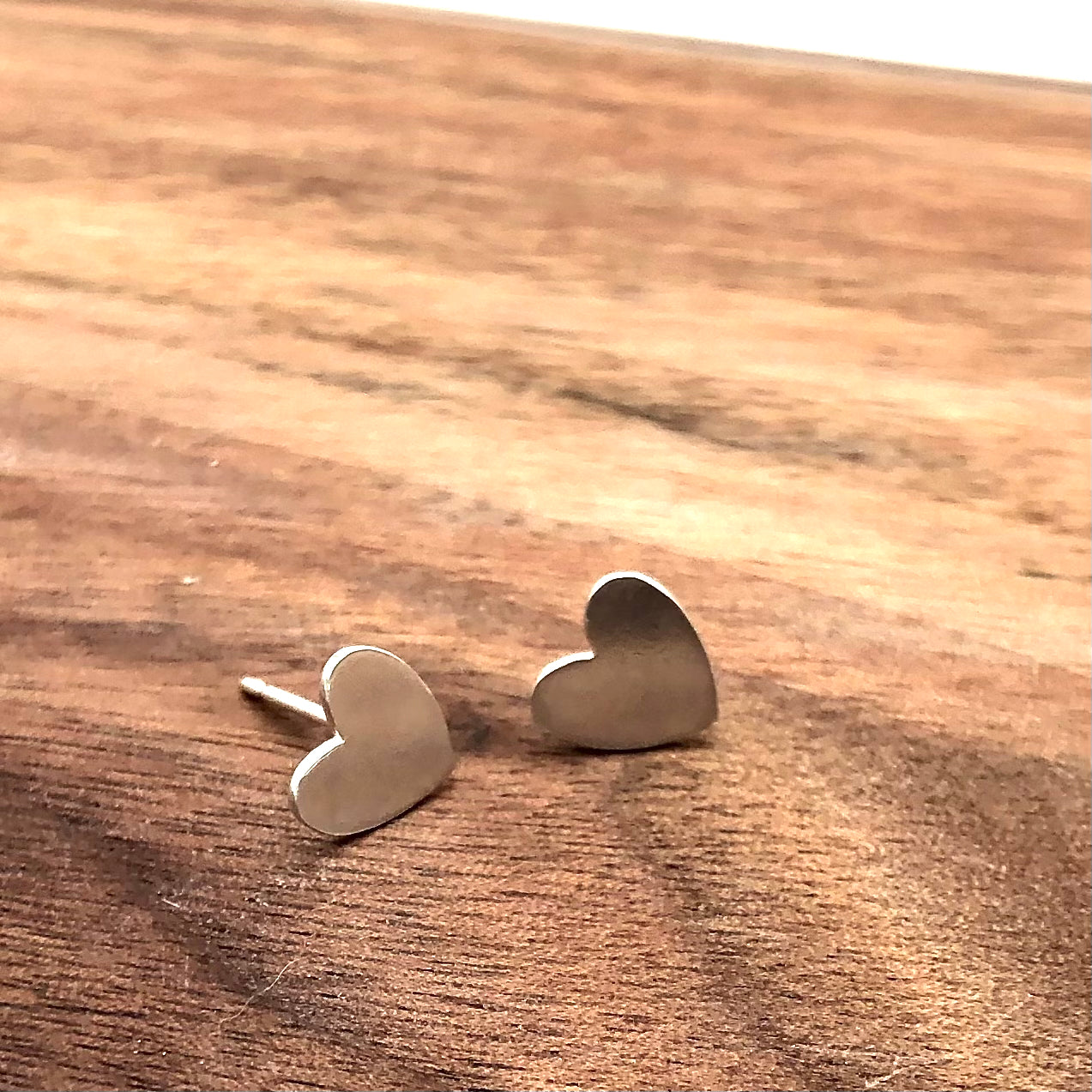 Nichole Collins - Earrings - Heart Studs - Large #V101