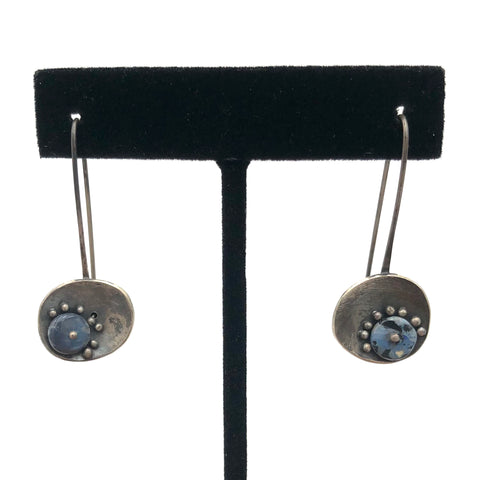 Denbow - Earrings - Silver Oval w/ Dot Accents - Faceted Black Pearl