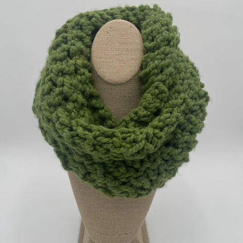 Peony Knits - Chunky Knitted Anacostia Cowl Scarf in Assorted Colors