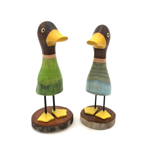 Rarebirds - Wooden Sculpture - 6.5" Daffy Duck