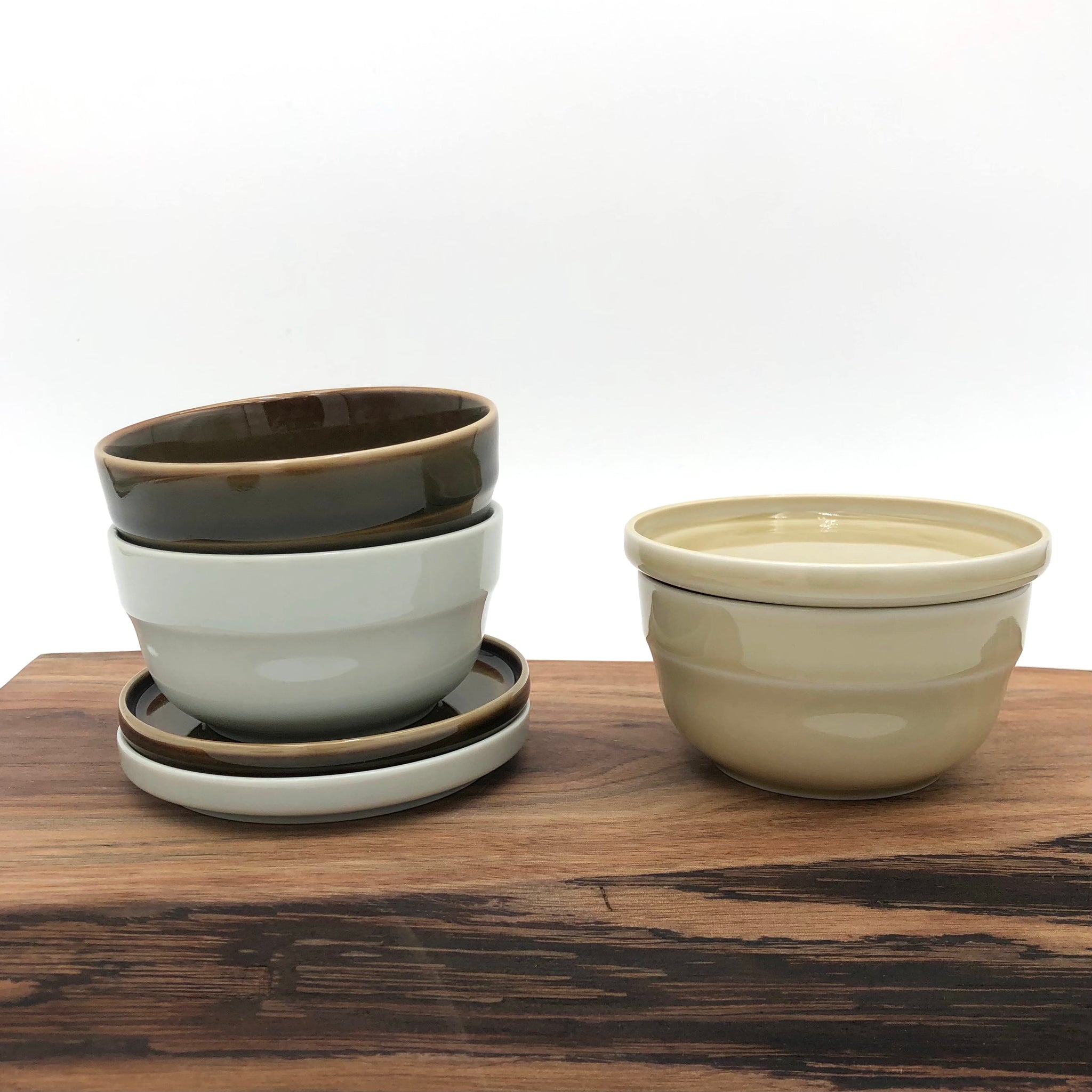 POTTERY　3点 5 Gal. attrib. Pottersville, Edgefield District, SC Stoneware Jar