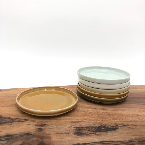 TRIPWARE Japan - Recycled Earthenware Ceramics - Small Flat Dish (Assorted Designs)