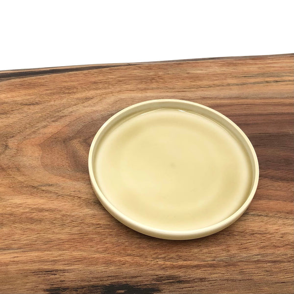 TRIPWARE Japan - Recycled Earthenware Ceramics - Small Flat Dish (Assorted Designs)