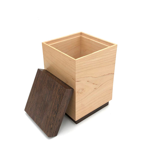 Young Fine Woodcraft - Box - Medium - Maple Sides w/ Wenge Lid and Base - Shellac Finish - MB011