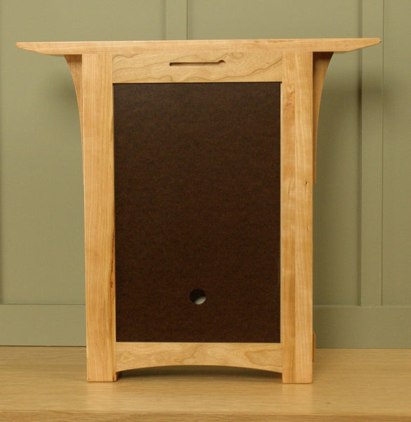 Schlabaugh & Sons - Wall & Mantel Clock w/ 8"x8" Tile (Cherry)