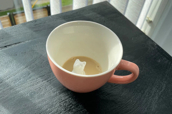 Creature Cups - 11 oz Mug - Cat Stretch (Peach)