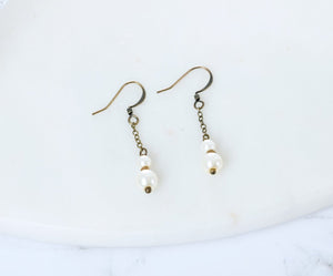 Edgy Petal - Earrings - Dainty Pearl Chain #PRL-54