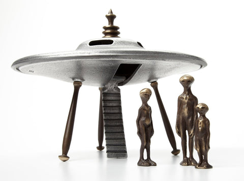 Nelles Studios - sculpture cast mixed metal - flying saucer & alien family